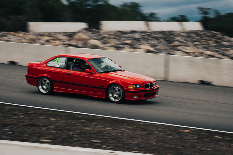 Illustration for article titled This is what a track-day at Palmer looks like // 4K video & photos